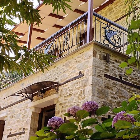 Μountain Whispers Apartment Mouresi Ngoại thất bức ảnh