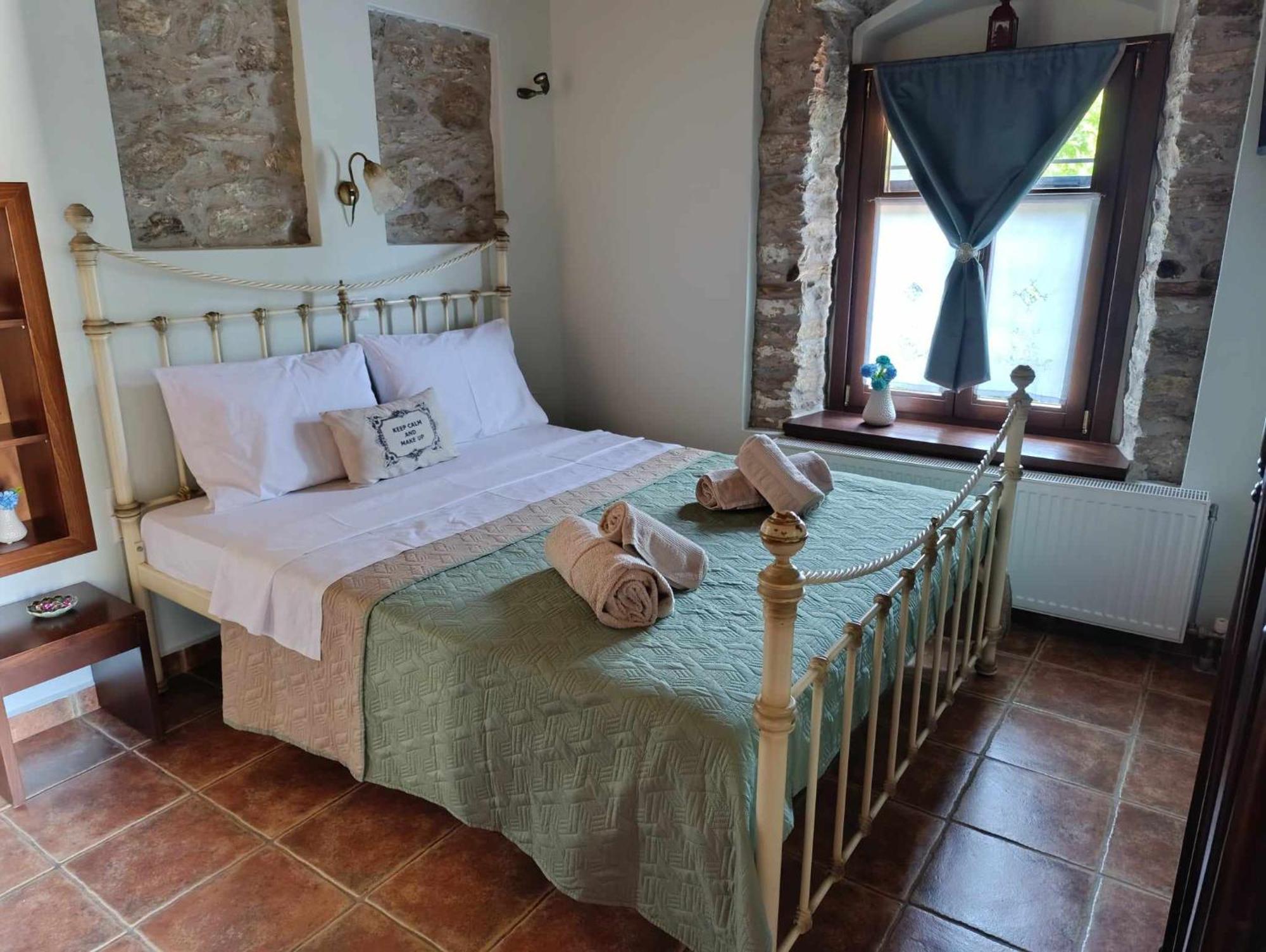 Μountain Whispers Apartment Mouresi Ngoại thất bức ảnh